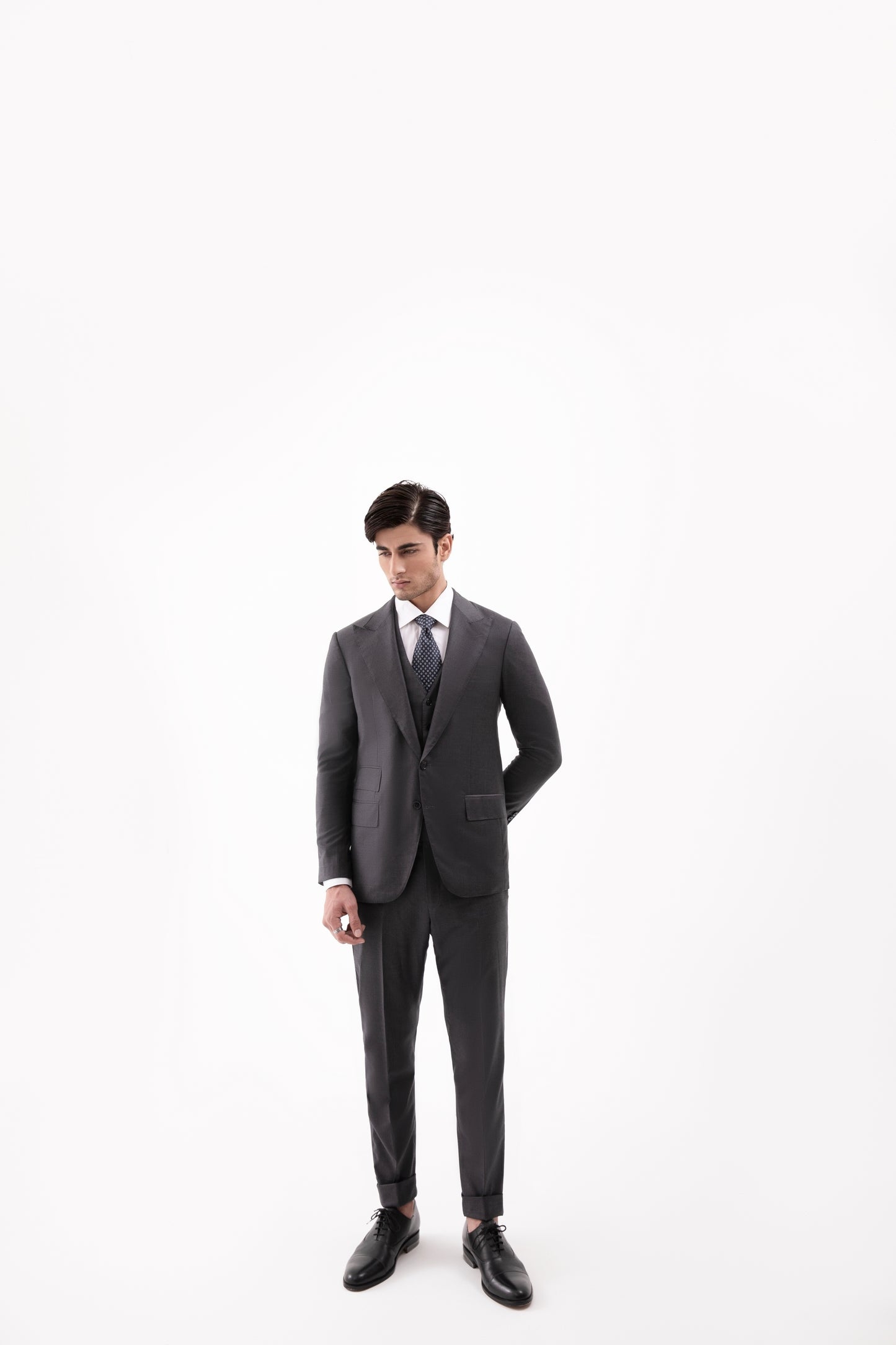 Loro Piana Super 150 Australis Wool -Mid grey Peak Lapel 3 Piece Suit