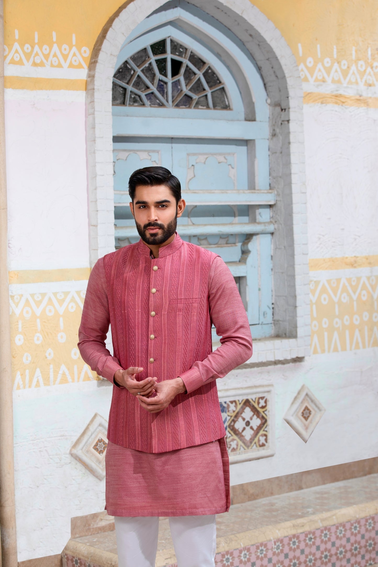 Tea-pink Self-Embroidered Waistcoat
